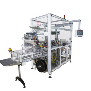 Eine Falteinschlagmaschine ME TMX in Seitenansicht mit Warenband