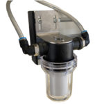 Ein Vakuumfilter vor weißem Hintergrund